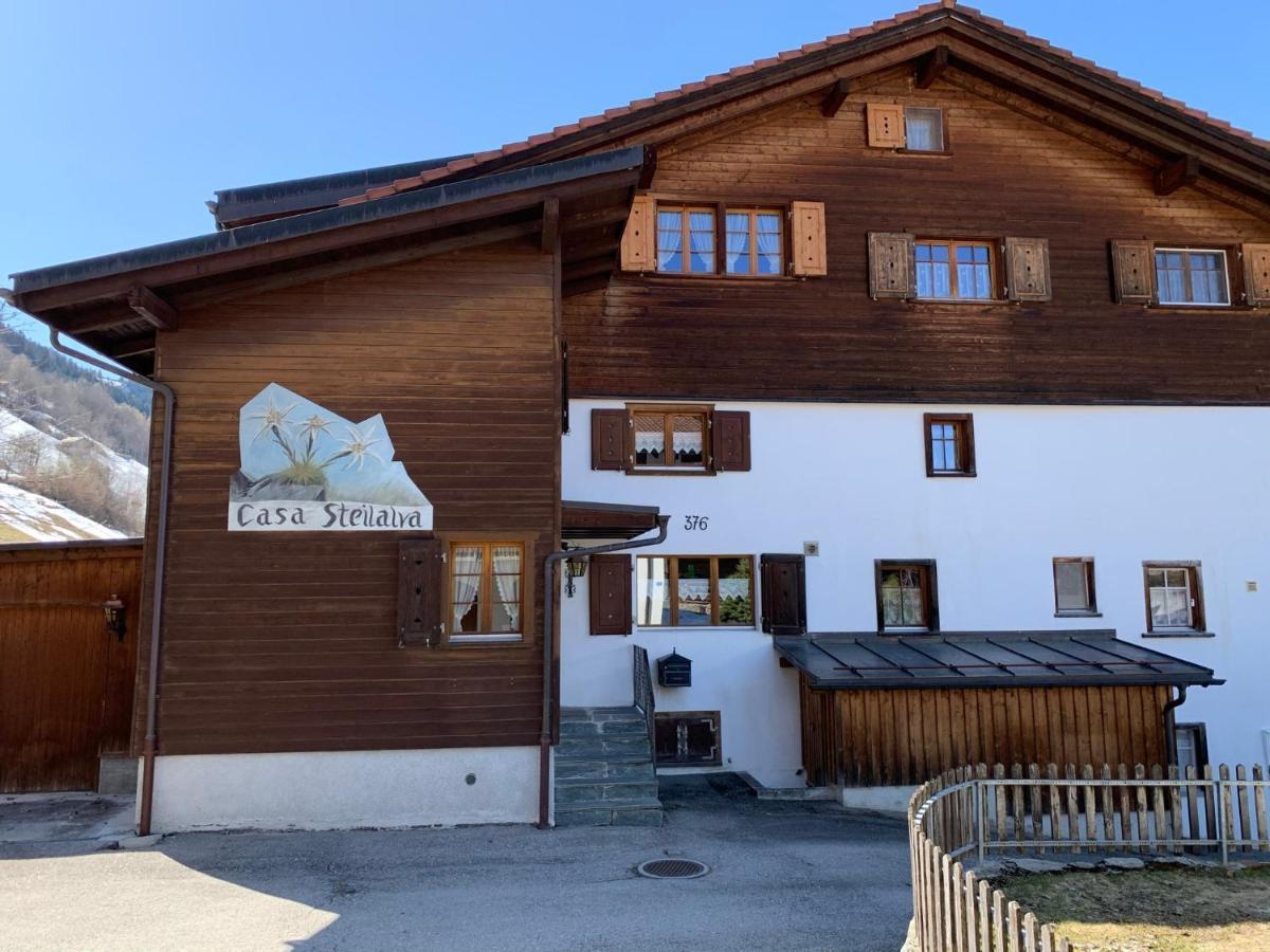 Casa Steilalva - Grosszuegiges Chalet Fuer Erholsamen Familienurlaub Surrein Exterior photo